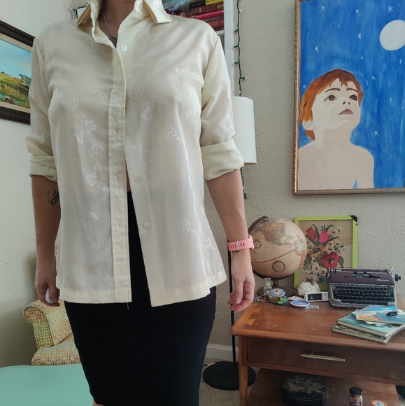 Vintage 100% Polyester Cream Jacquard Print Button-up Blouse | K-Mart - Picture 6 of 13